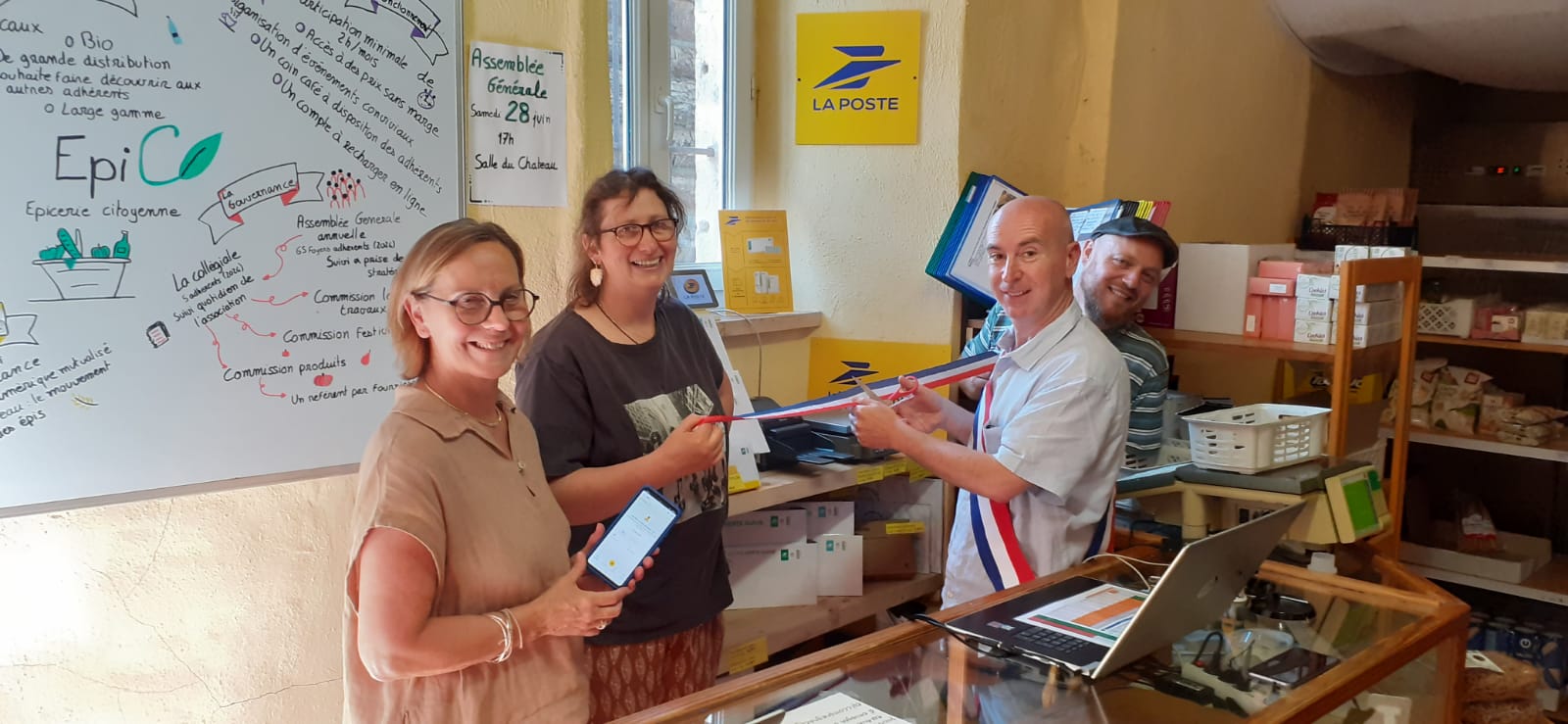 Lire la suite à propos de l’article Ouverture relais postal à COMPREGNAC
